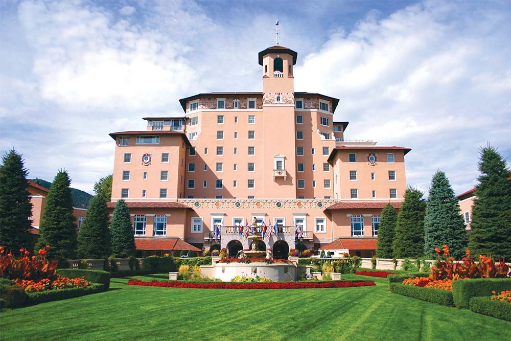 The Broadmoor Image HOTELS IN PET FRIENDLY HOTELS THAT ALLOWS DOGS