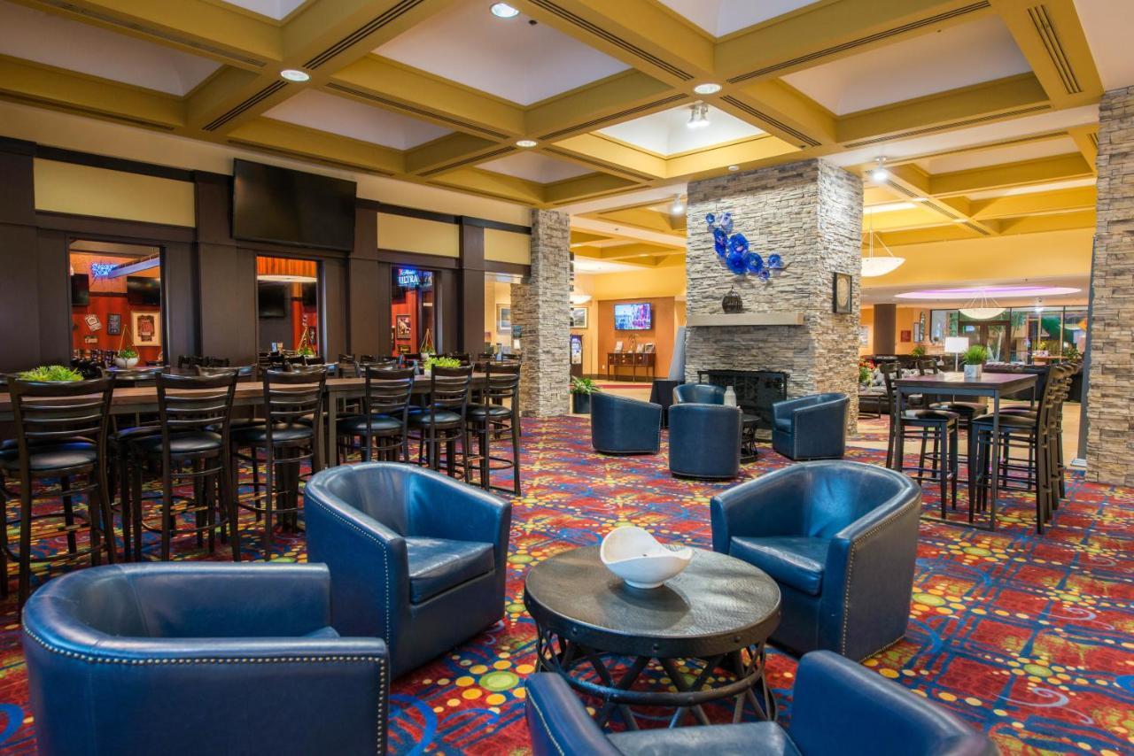 Hotel Elegante Conference & Event Center Image HOTELS IN PET FRIENDLY HOTELS THAT ALLOWS DOGS